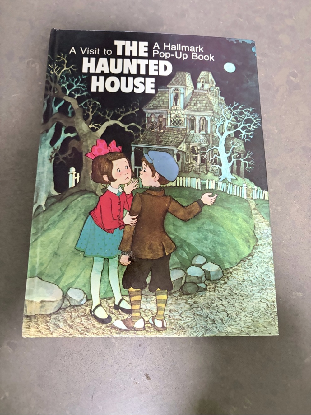 Hallmark Kids' vintage 1980s Haunted House pop up book Halloween rare